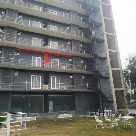 Badarpur Hotel Aarkay Palace المظهر الخارجي الصورة