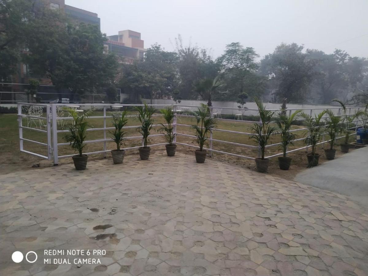 Badarpur Hotel Aarkay Palace المظهر الخارجي الصورة