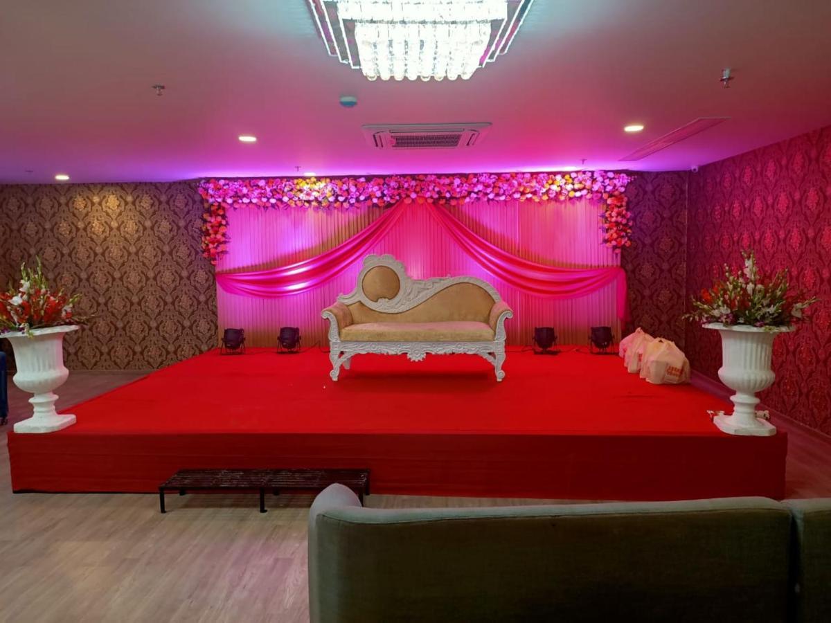 Badarpur Hotel Aarkay Palace المظهر الخارجي الصورة
