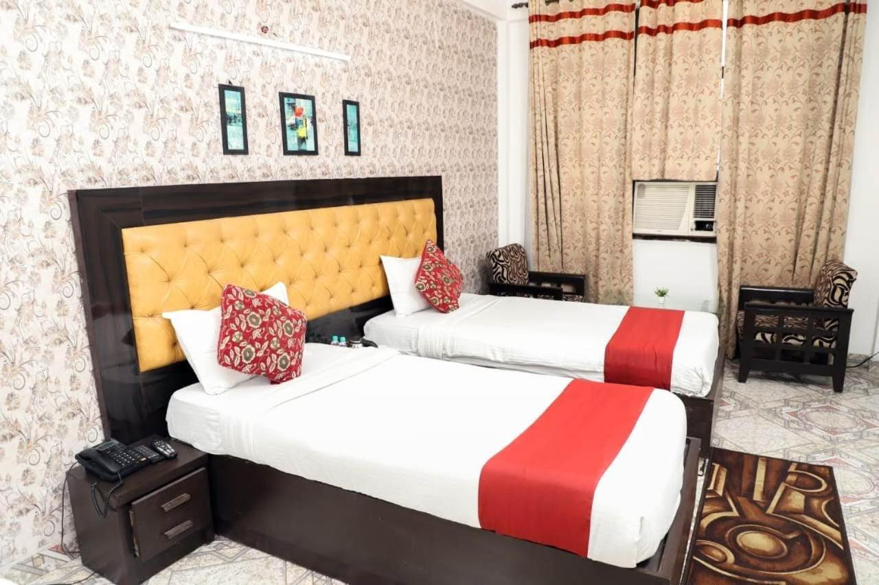 Badarpur Hotel Aarkay Palace المظهر الخارجي الصورة